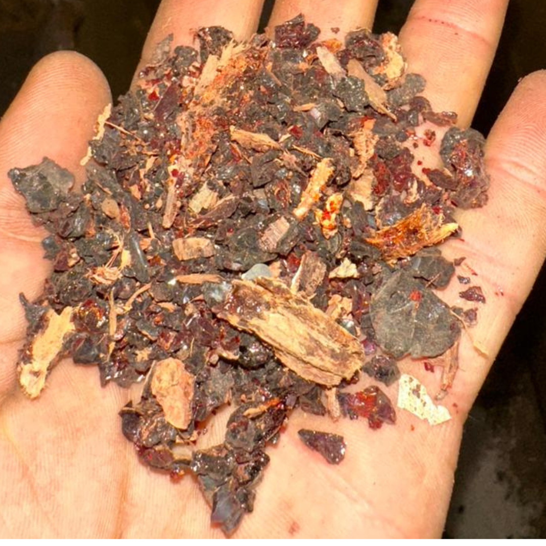 
Al Mokal Al Azrak Bleu المقل الأزرق 50g / 100g / 200g – Résine Encens Traditionnelle
